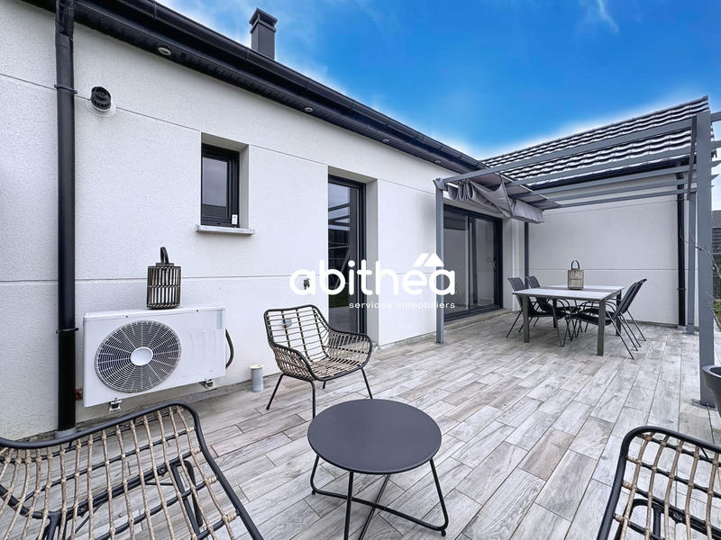 Maison - 108 m² - 5 pièces