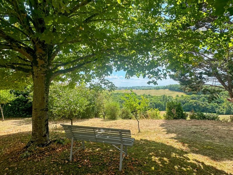 Maison en pierre - 89 m² - 4 pièces