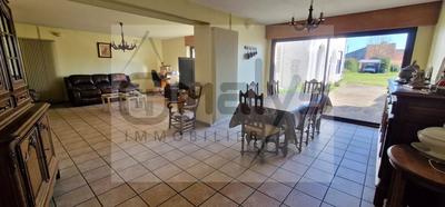 Maison - 317 m² - 8 pièces