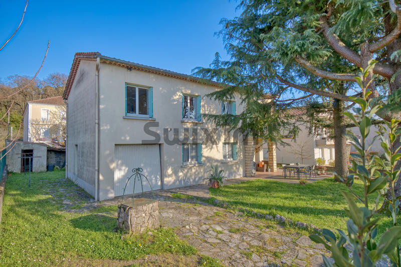 Maison - 123 m² - 5 pièces