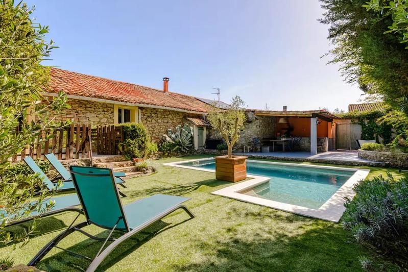 Maison - 364 m² - 10 pièces