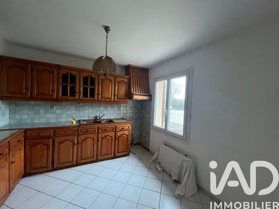 Maison - 74 m² - 4 pièces