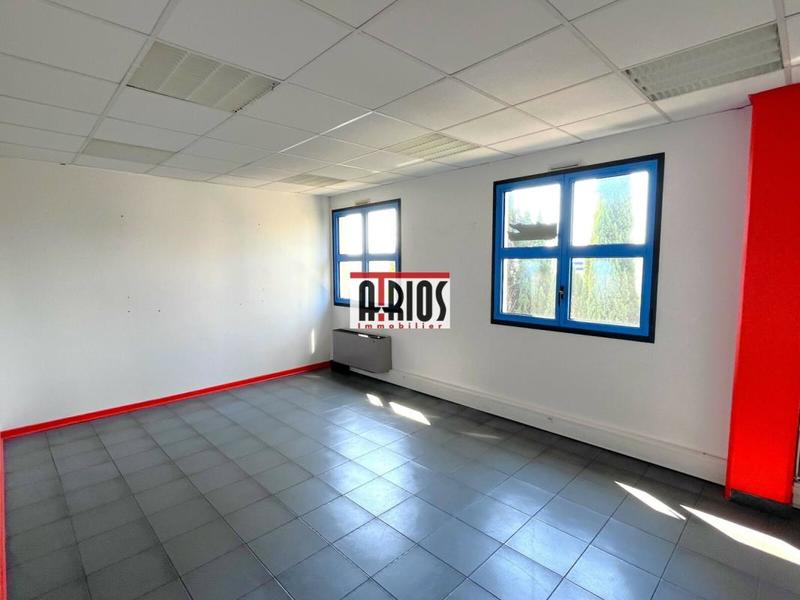 Bureau - 230 m²
