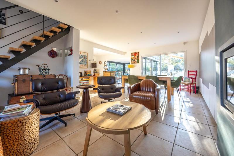 Maison - 165 m² - 7 pièces