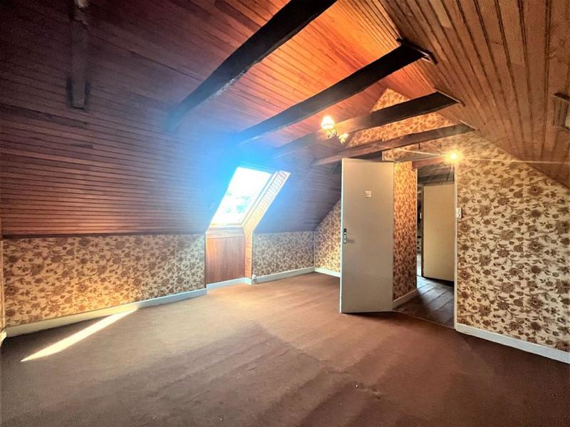 Corps de ferme - 130 m² - 5 pièces