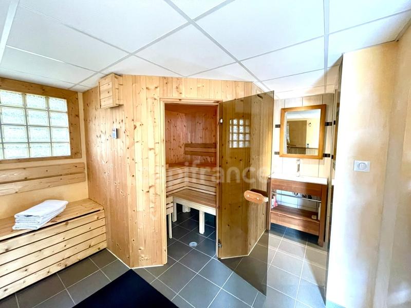 Châlet - 145 m² - 7 pièces