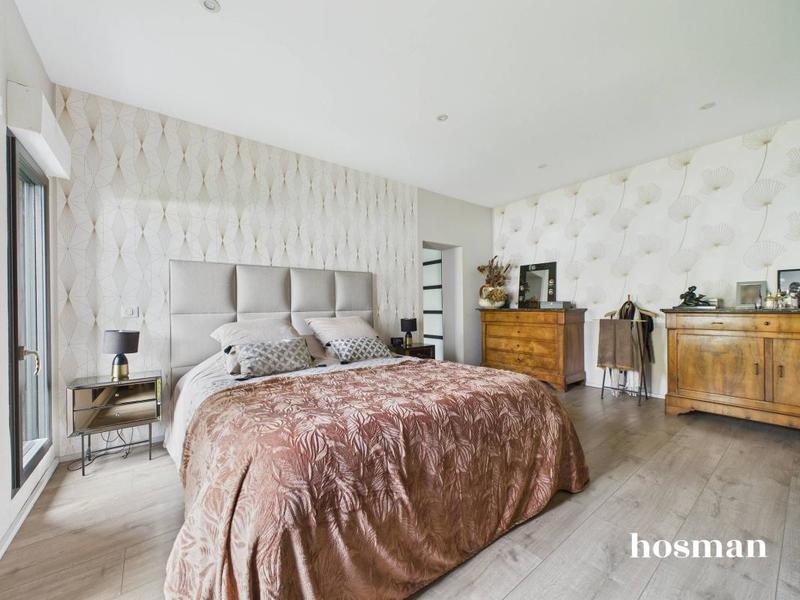 Maison - 172 m² - 8 pièces