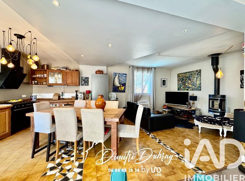 Maison - 96 m² - 4 pièces