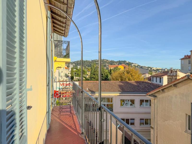 Appartement - 83 m² - 4 pièces