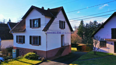 Maison - 95 m² - 4 pièces