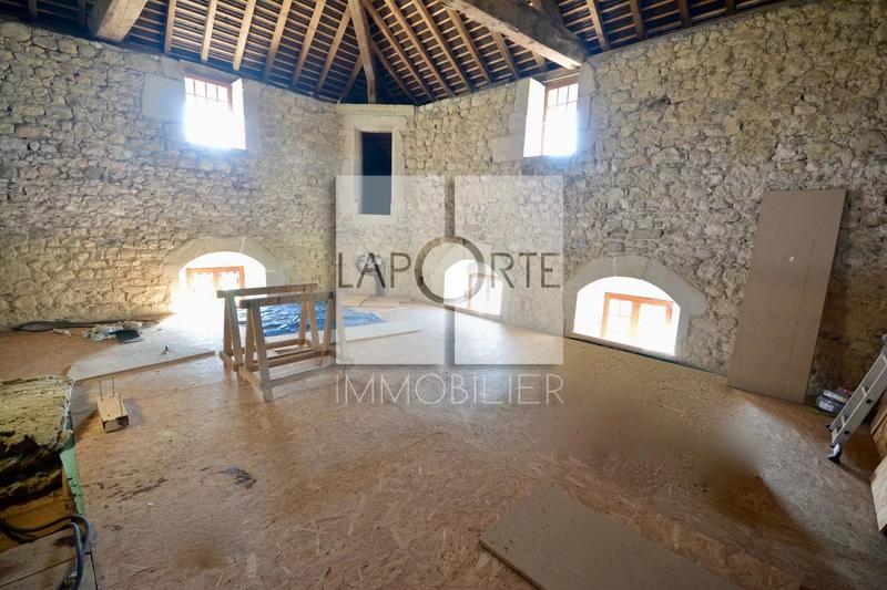 Château - 150 m² - 5 pièces