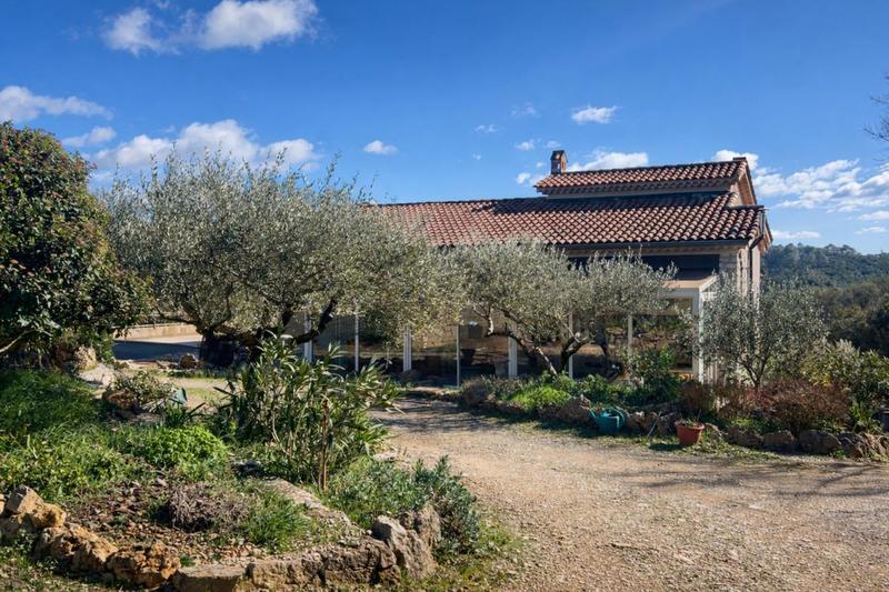 Villa - 330 m² - 11 pièces