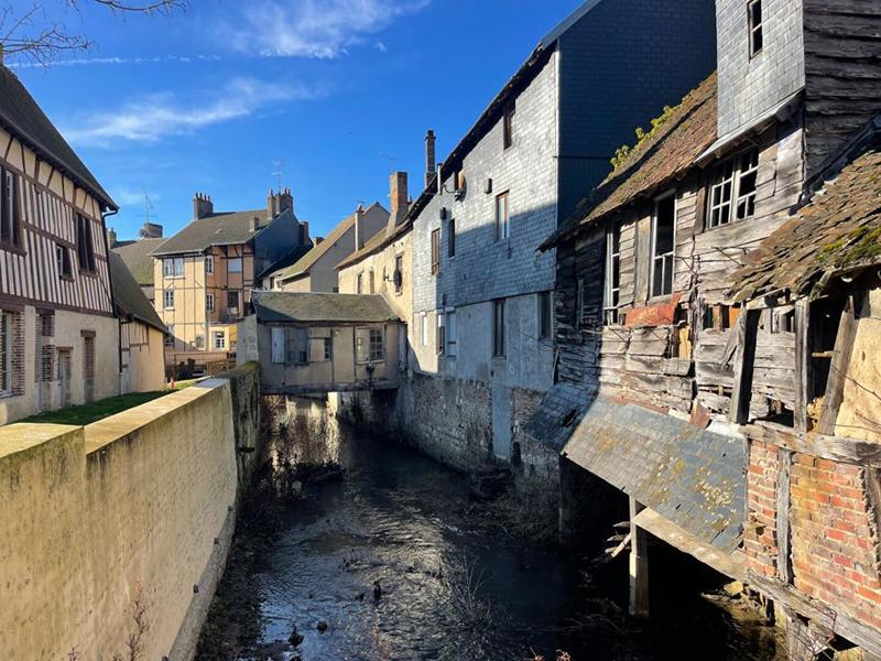 Maison - 110 m² - 6 pièces