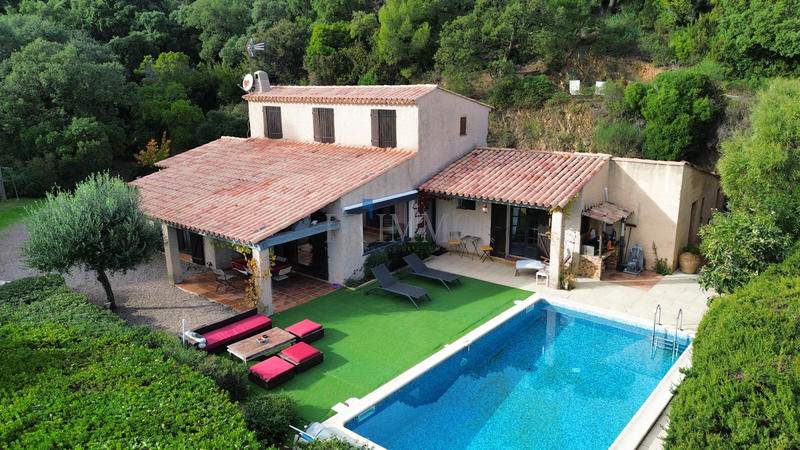 Maison - 163 m² - 6 pièces