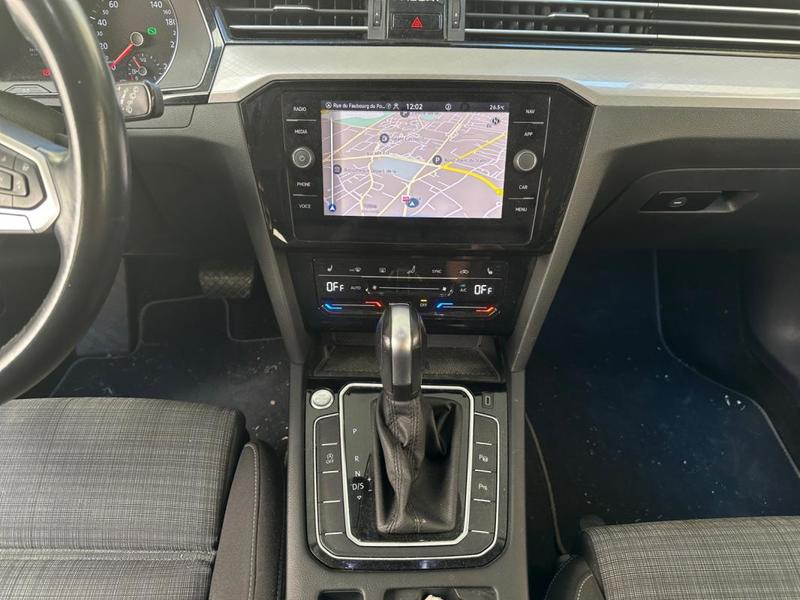 Volkswagen Passat Sw 2.0 Tdi 150 Ch Bluemotion Carat Dsg7