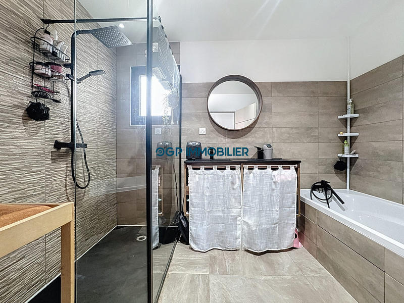 Maison contemporaine - 130 m² - 5 pièces