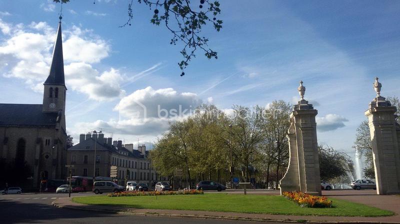 Beauté / Bien-être - 55 m²