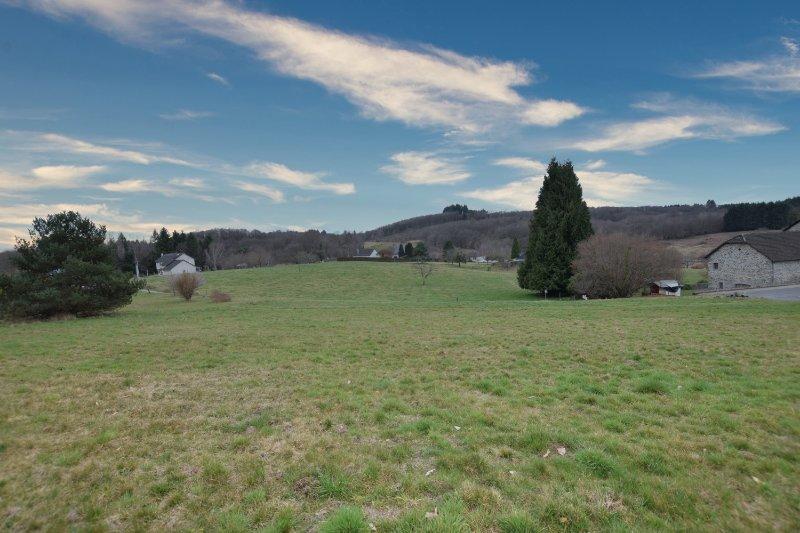 Terrain constructible - 2 350 m²