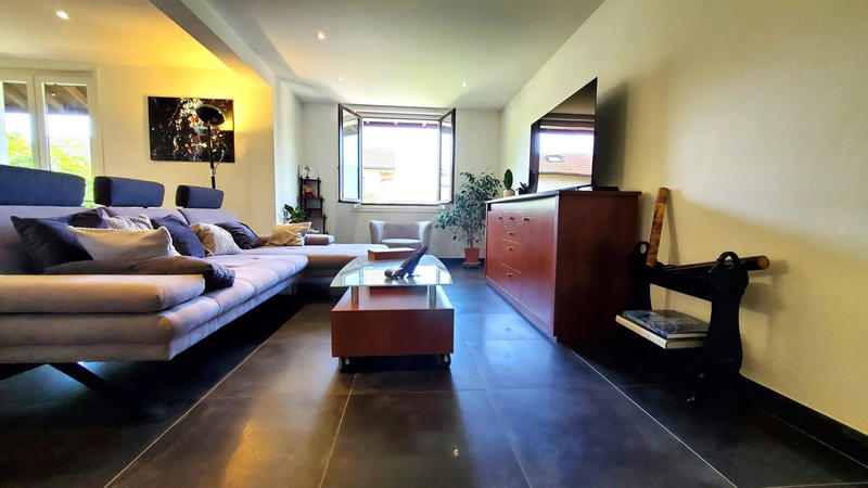 Maison - 181 m² - 5 pièces