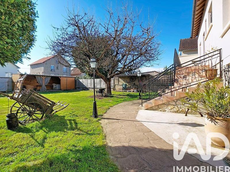 Maison - 110 m² - 6 pièces