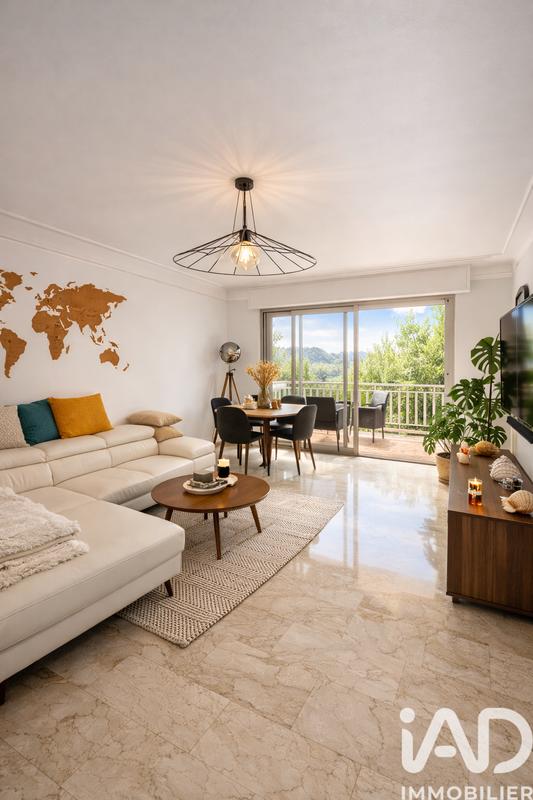 Appartement - 75 m² - 3 pièces