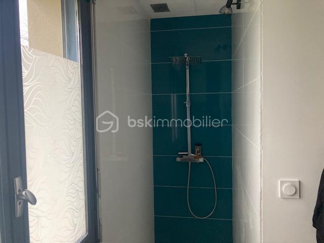 Pavillon - 207 m² - 9 pièces