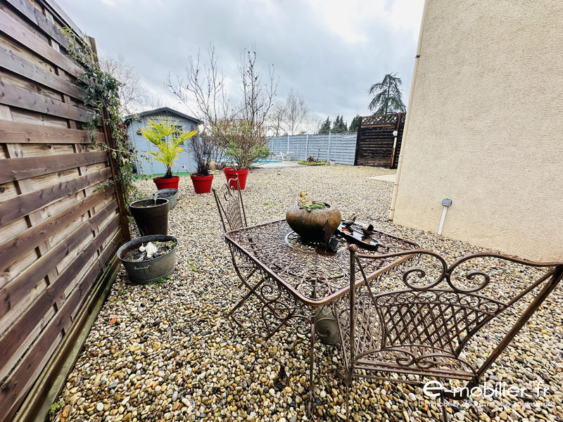 Maison traditionnelle - 145 m² - 5 pièces