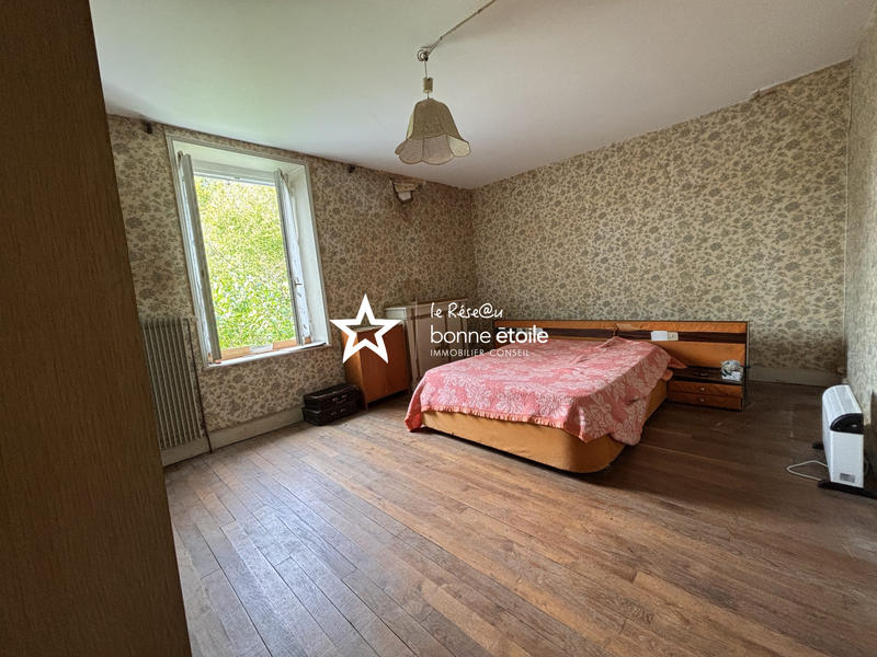 Maison - 330 m² - 14 pièces