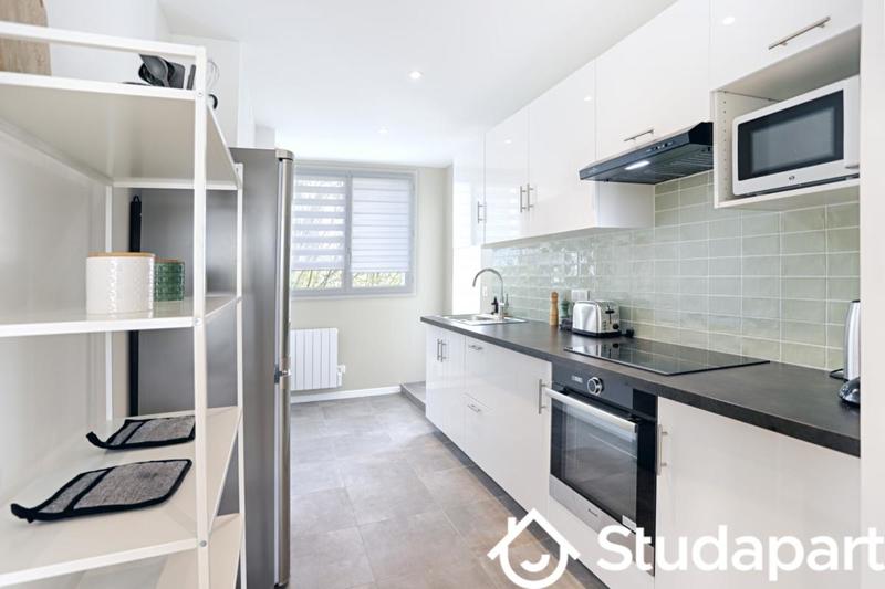 Chambre - 11 m² - 1 pièce