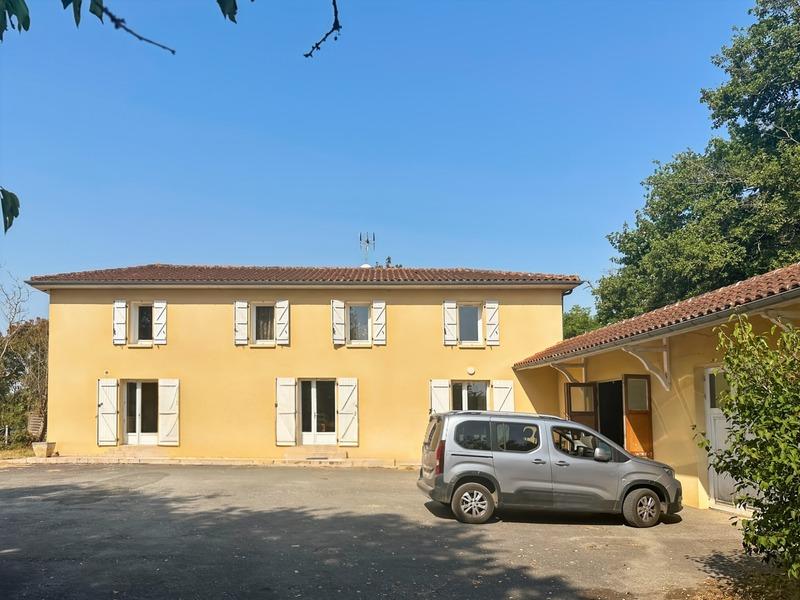 Maison - 148 m² - 5 pièces