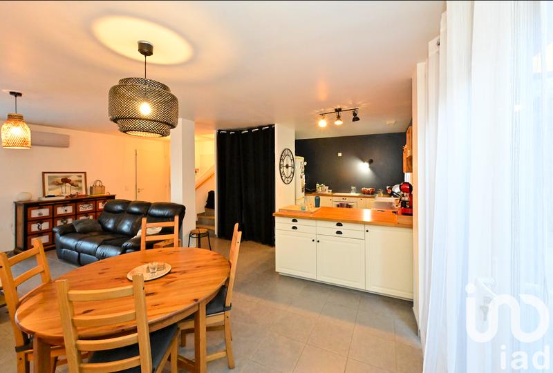 Maison - 90 m² - 4 pièces