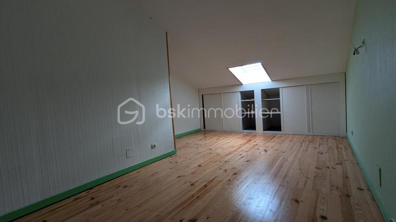 Maison - 149 m² - 7 pièces