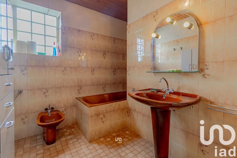 Maison - 183 m² - 9 pièces