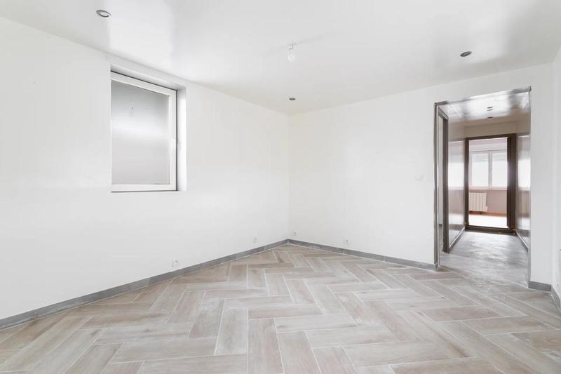 Maison - 110 m² - 7 pièces