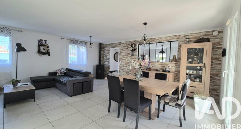 Maison - 98 m² - 5 pièces