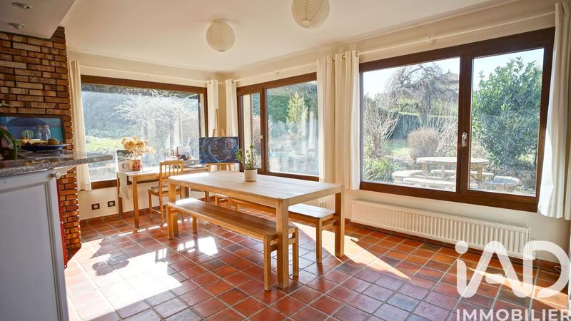 Maison - 210 m² - 9 pièces