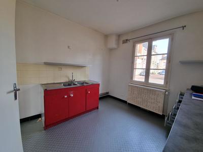 Maison - 80 m² - 3 pièces