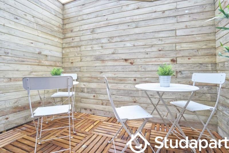 Chambre - 10 m² - 1 pièce