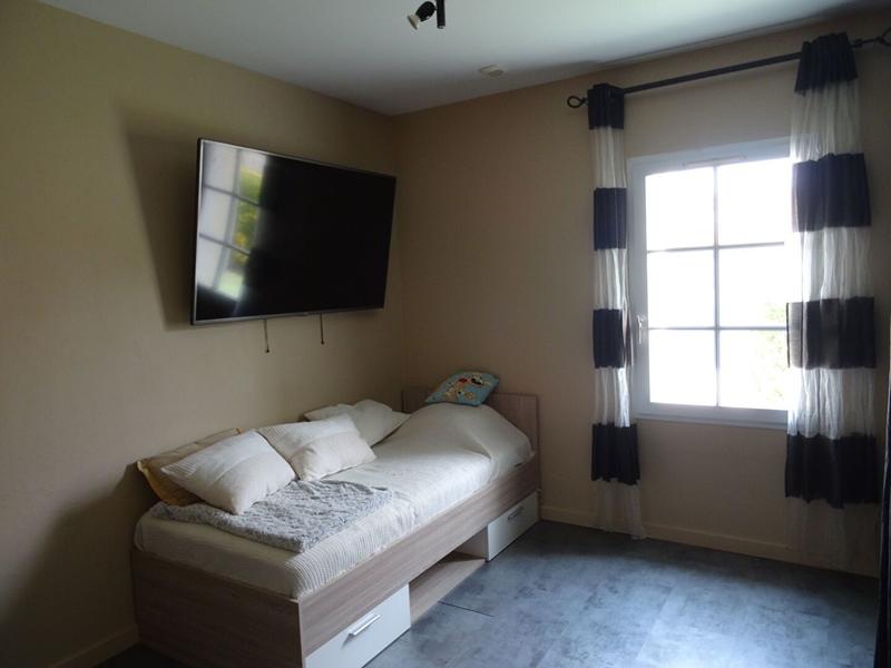 Maison - 167 m² - 8 pièces