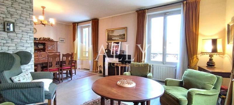 Maison - 120 m² - 5 pièces