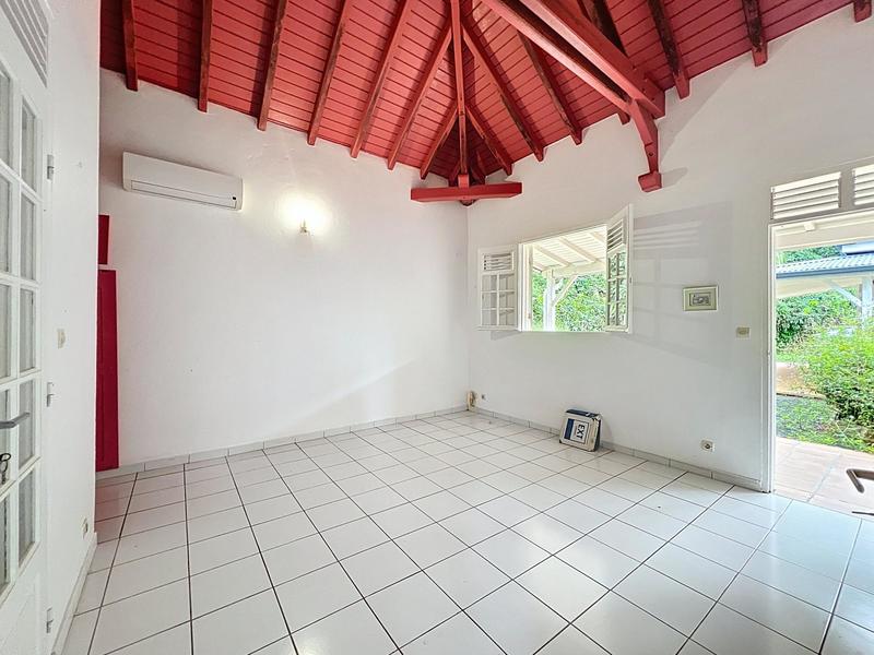 Maison - 254 m² - 6 pièces