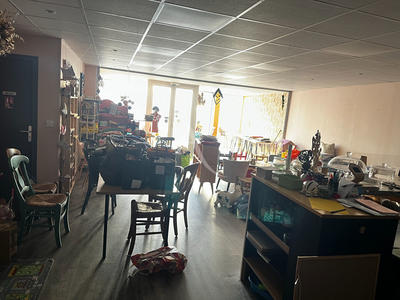 Local commercial - 175 m²