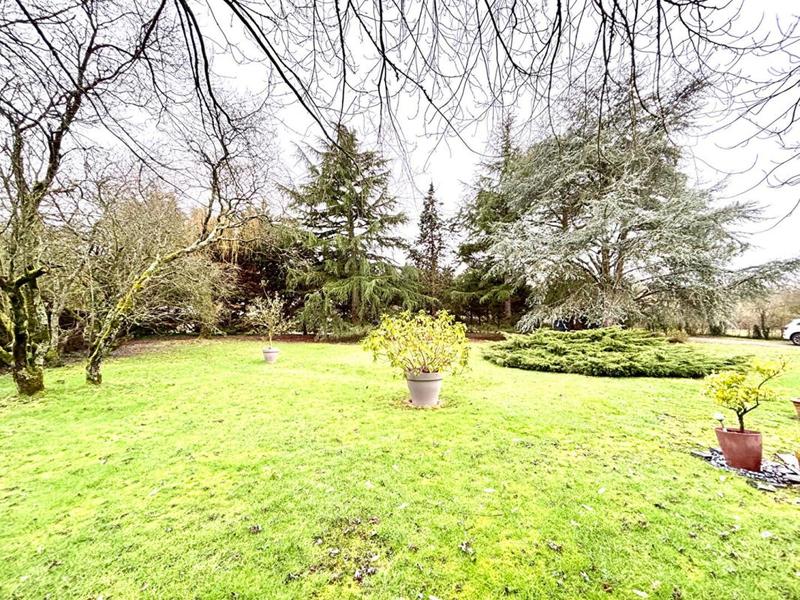 Maison - 175 m² - 6 pièces