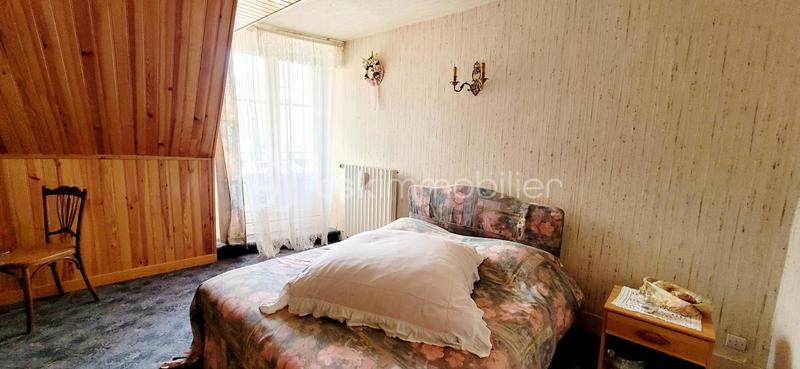 Maison ancienne - 243 m² - 15 pièces