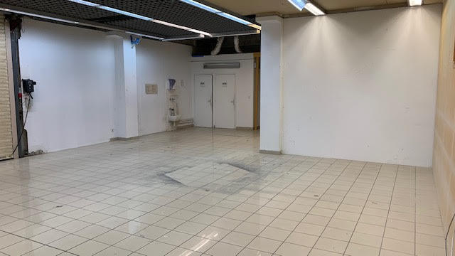 Local commercial - 472 m²