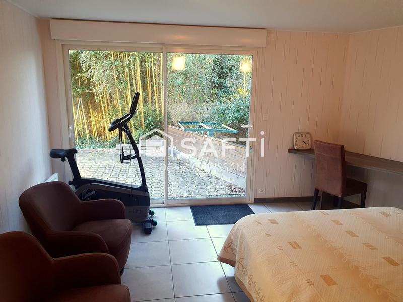 Maison - 140 m² - 5 pièces