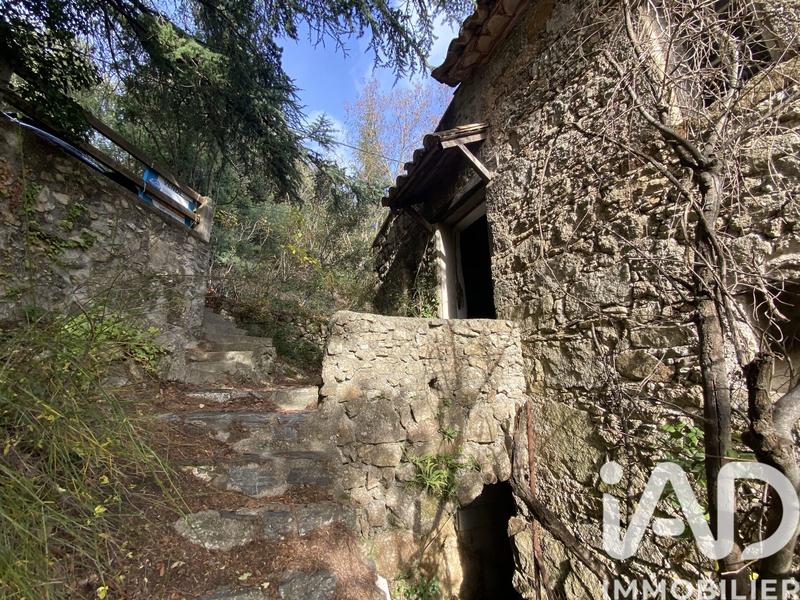 Maison - 160 m² - 11 pièces