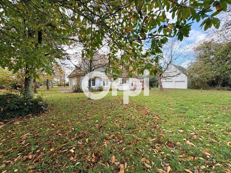 Maison - 210 m² - 7 pièces