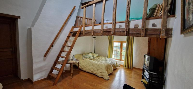 Maison - 204 m² - 6 pièces