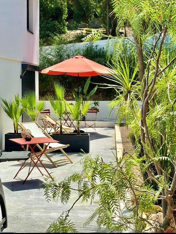 Maison - 180 m² - 6 pièces